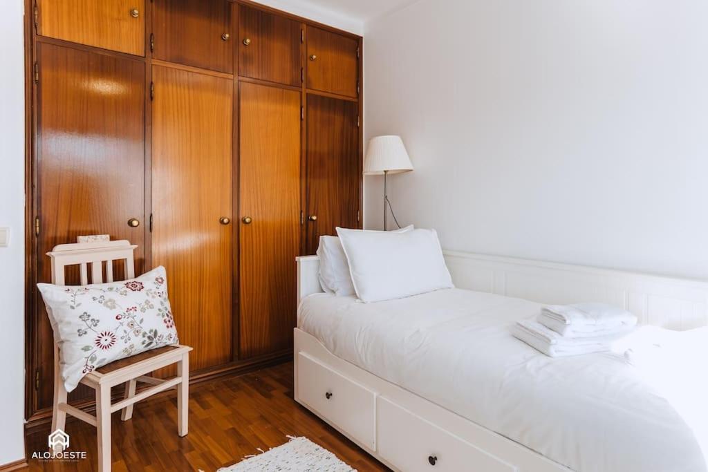Casa Do Patio - 3 Bedrooms, Ponte Rol Torres Vedras Exterior photo