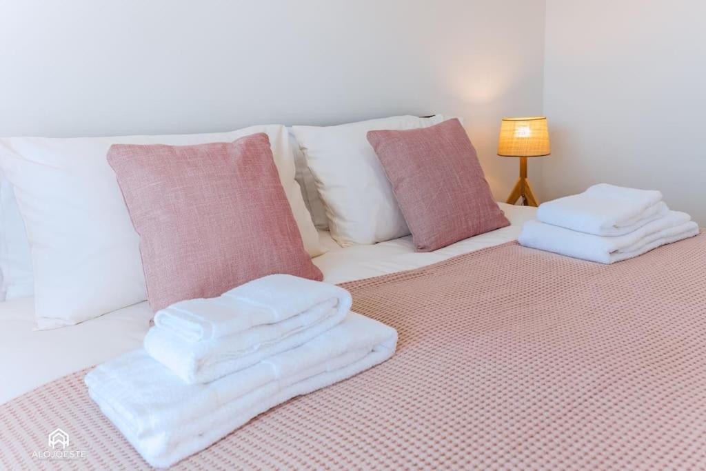Casa Do Patio - 3 Bedrooms, Ponte Rol Torres Vedras Exterior photo